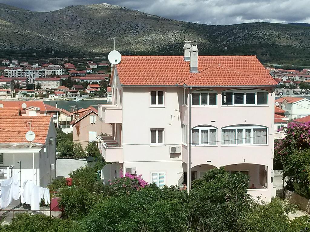 Apartments Belas Trogir Cameră foto