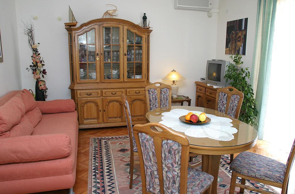 Apartments Belas Trogir Cameră foto