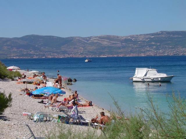 Apartments Belas Trogir Exterior foto